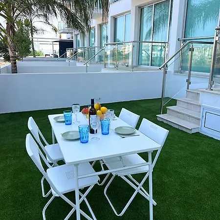 Number 10 @ Coralli *