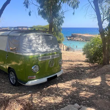 Number 10 @ Coralli Apartman