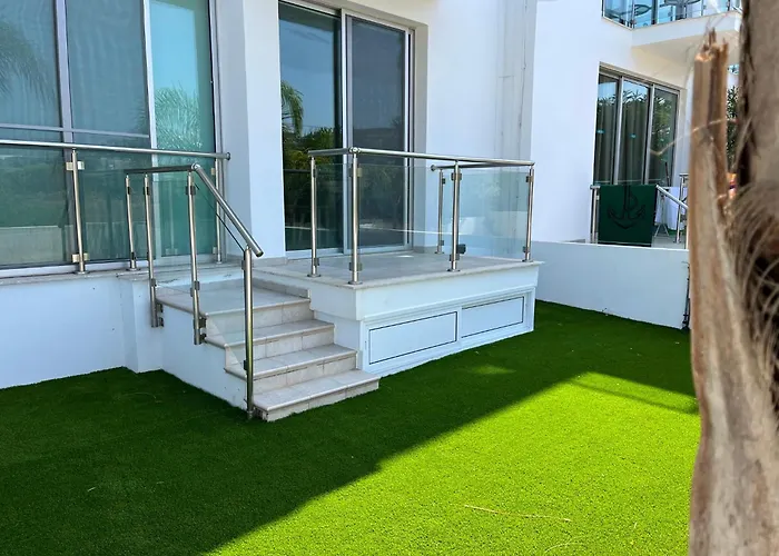 Number 10 @ Coralli *